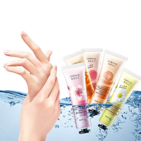 Hand Cream Small Chamomile Horse Oil Moisturizing Non-greasy Plant Fragrance - Image 10