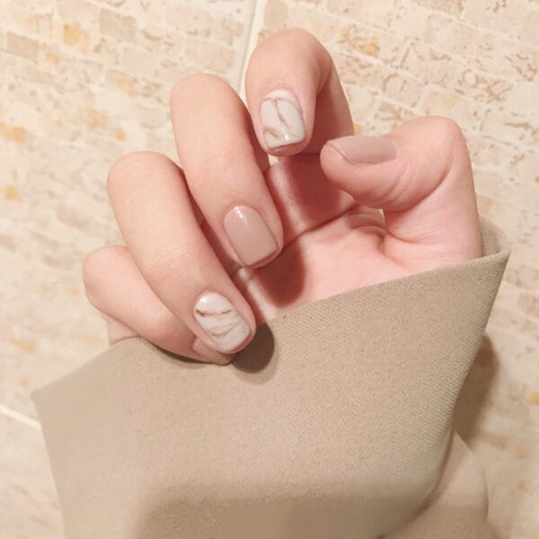24pcs Light Khaki False Nails – Smudge Nude Acrylic Press On Nails | Glowora Beauty - Image 2