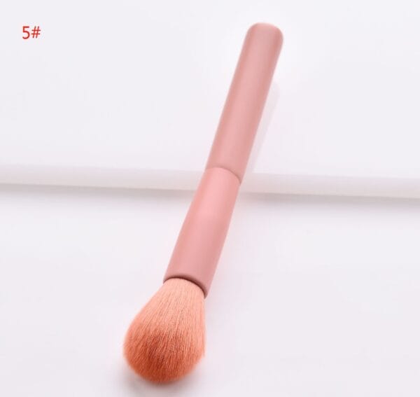 10 High-End Makeup Brushes – Cosmetic Brush Set for Flawless Makeup 2025 - Image 10