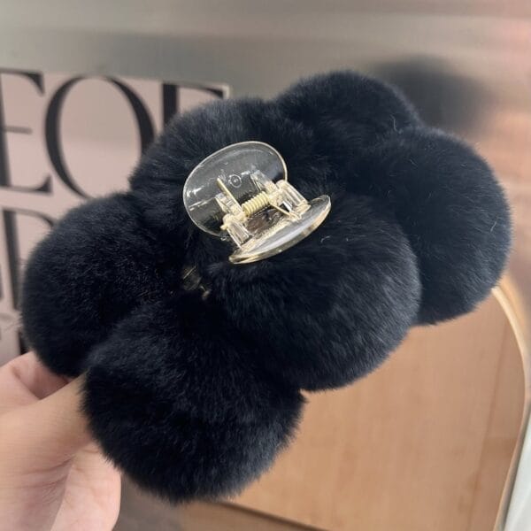 Korea Real Otter Hair Hair Clip Female - Image 2